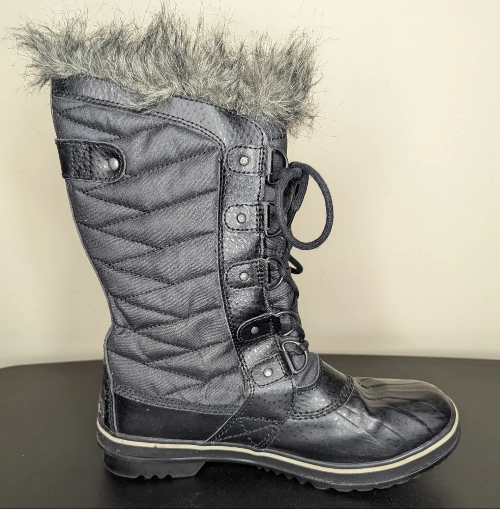 Sorel Women’s Tofino II Waterproof Faux Fur Trim Winter Boots Black Size 9